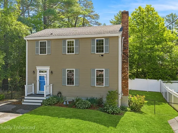 137 Lake Ave, Wareham, MA 02571