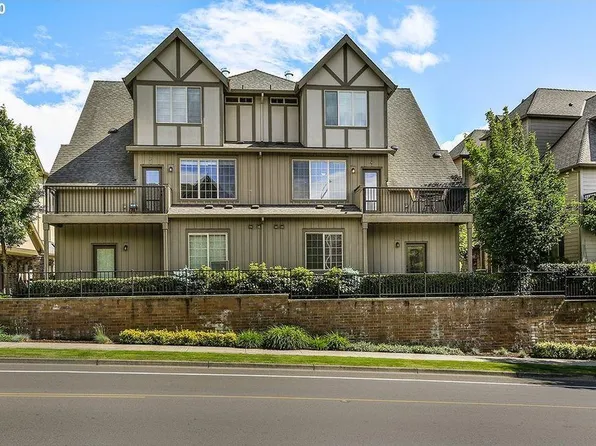 7873 NE Rockne Way, Hillsboro, OR 97006