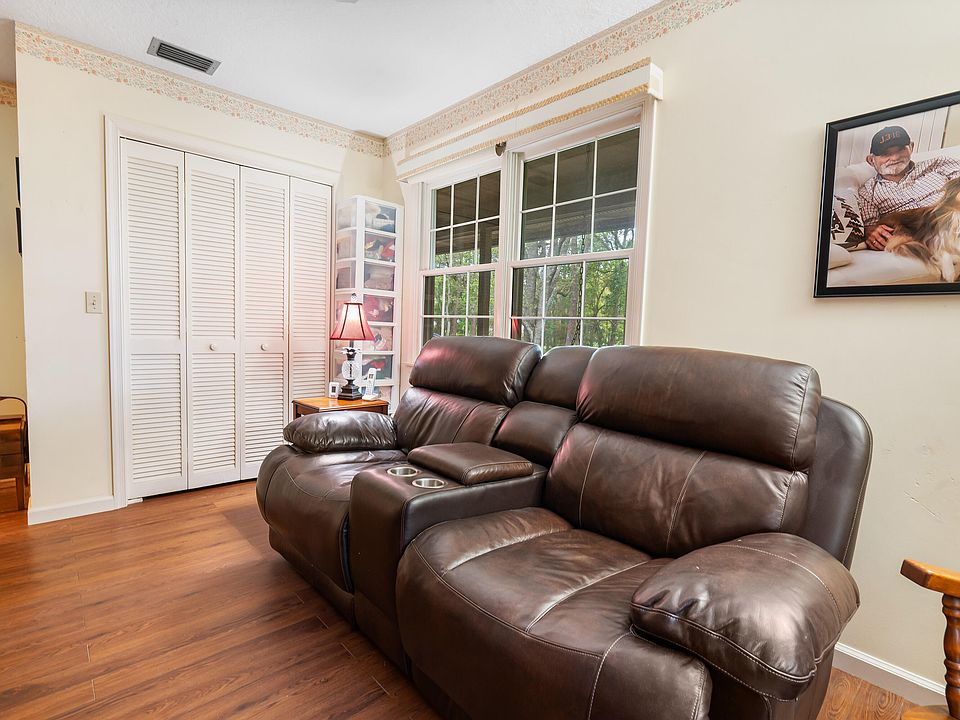 1st image of 15297 80th Drive N