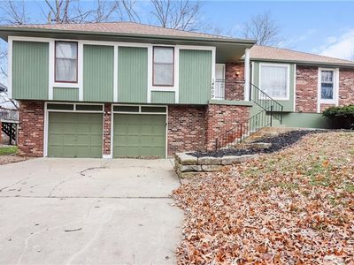 14609 S Locust St, Olathe, KS, 66062