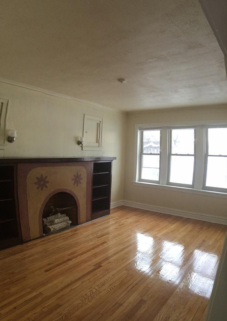 4248 W 14th St #1, Chicago, IL 60623 | Zillow