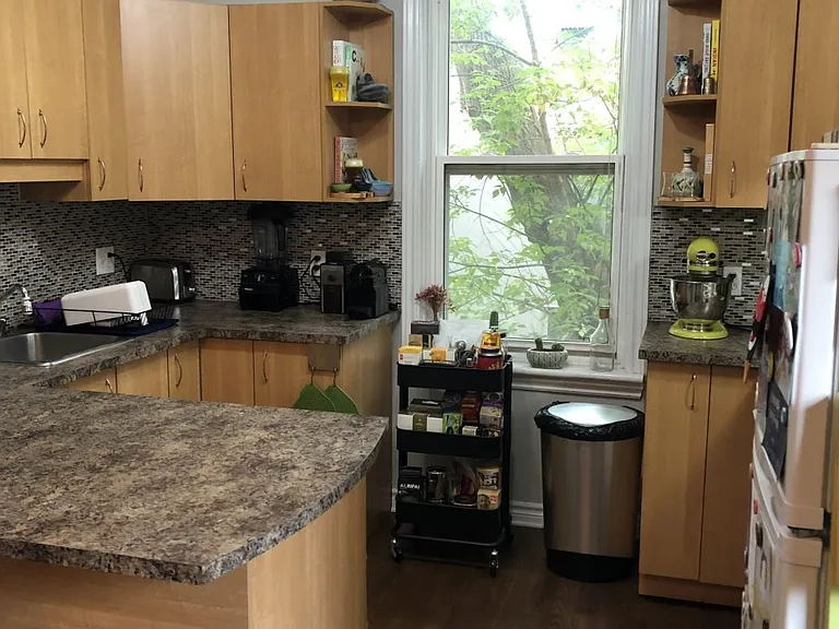 115 Cartier St #2 — Photo 4