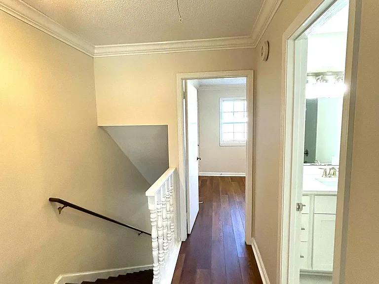 509 Heritage Ct — Photo 6