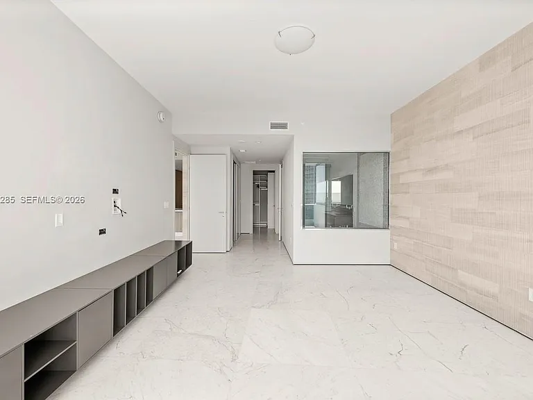 200 Biscayne Boulevard Way #5104 — Photo 8