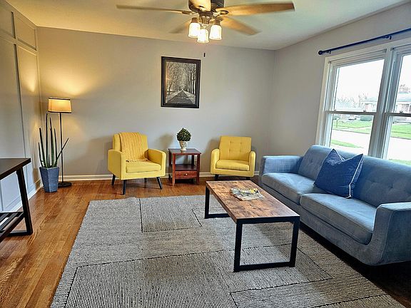 3rd image of 549 Radcliffe Rd