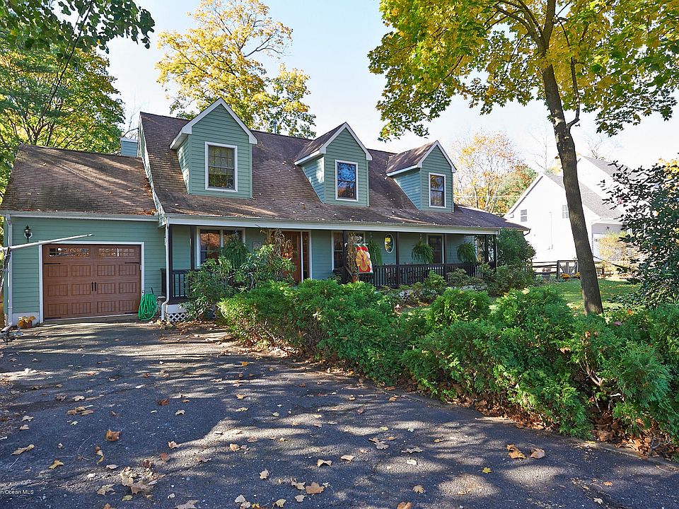 1st image of 31 Latham Avenue