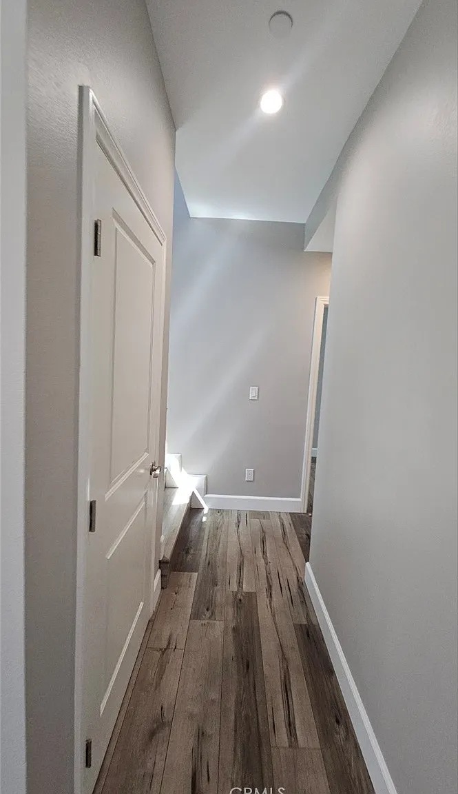 5 bed, 1800 sqft, $3,800 — Photo 4