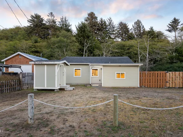 35375 Roger Ave, Pacific City, OR 97135