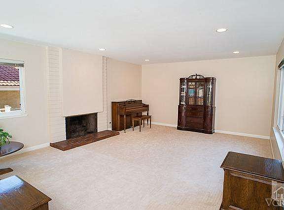 3rd image of 319 N Charro Ave