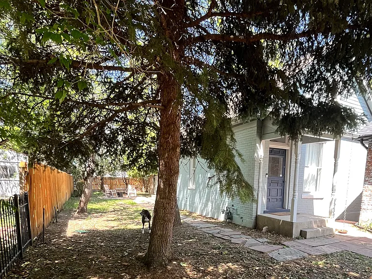 2239 N Clarkson St — Photo 3