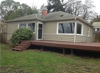 1st image of 834 S 136th St