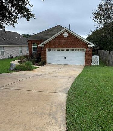 2nd image of 1107 Winter Ln