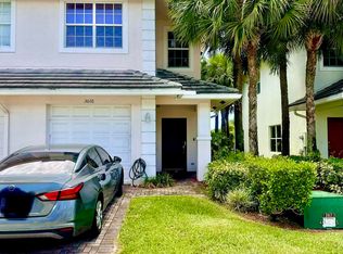 3016 NW 30th Ave, Oakland Park, FL 33311