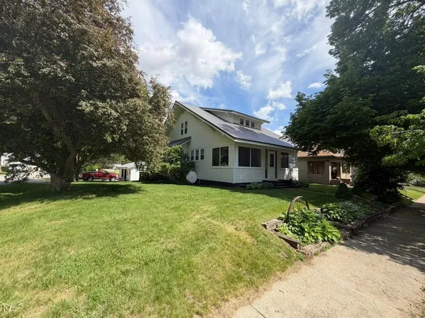 12 S Orange St, Kiron, IA 51448