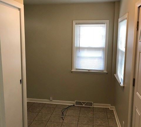 4th image of 6720 Parrish Ave