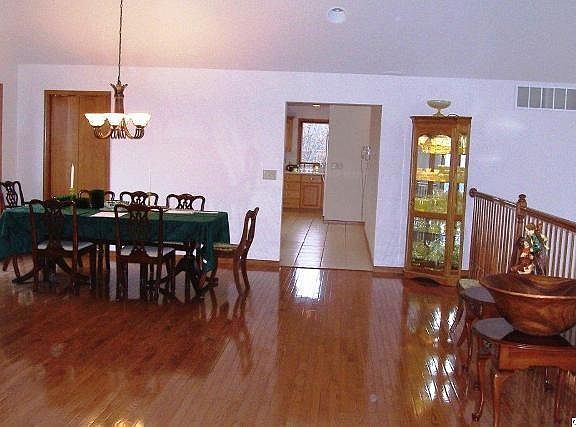 Home for Sale in Mendon, IL $330,000