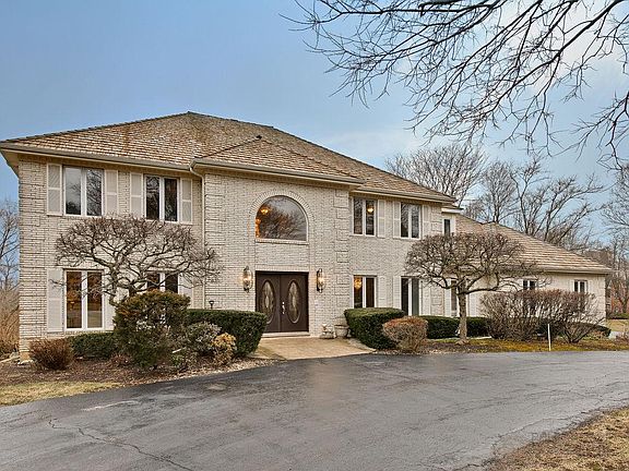 2nd image of 3907 Clearwater Dr