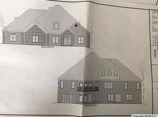 4701 Saddle Ridge Dr, Owens Cross Roads, AL 35763