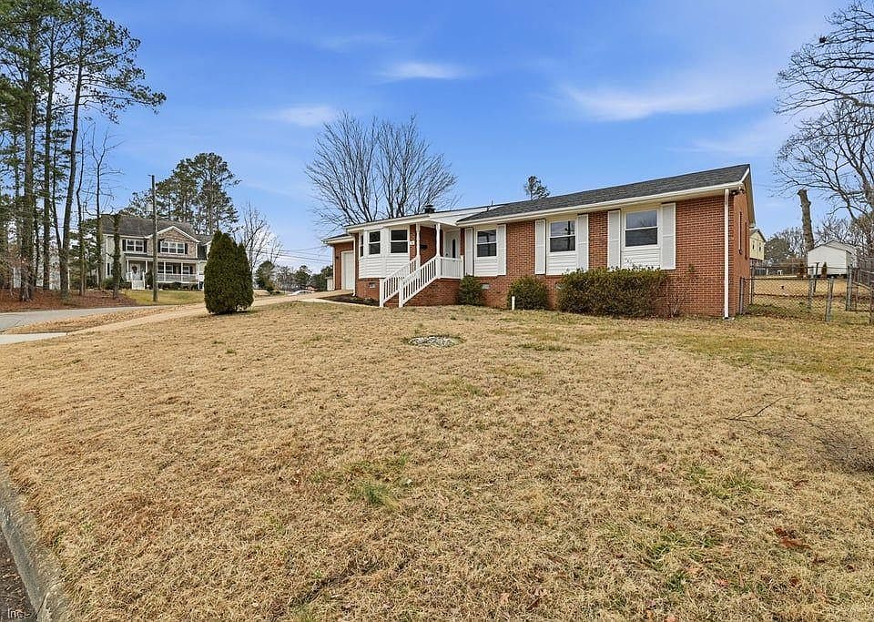 1st image of 76 Linda Dr