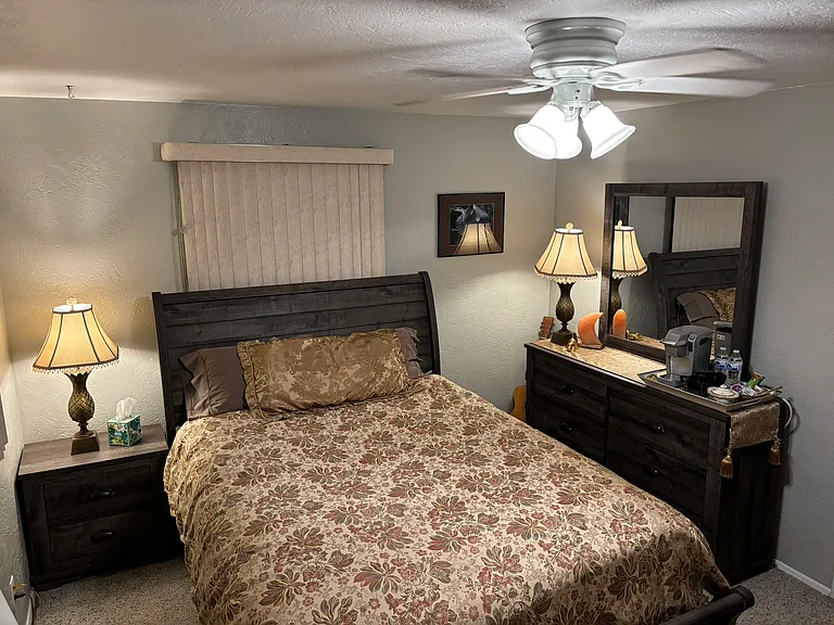 717 Alvarado Dr SE — Photo 12