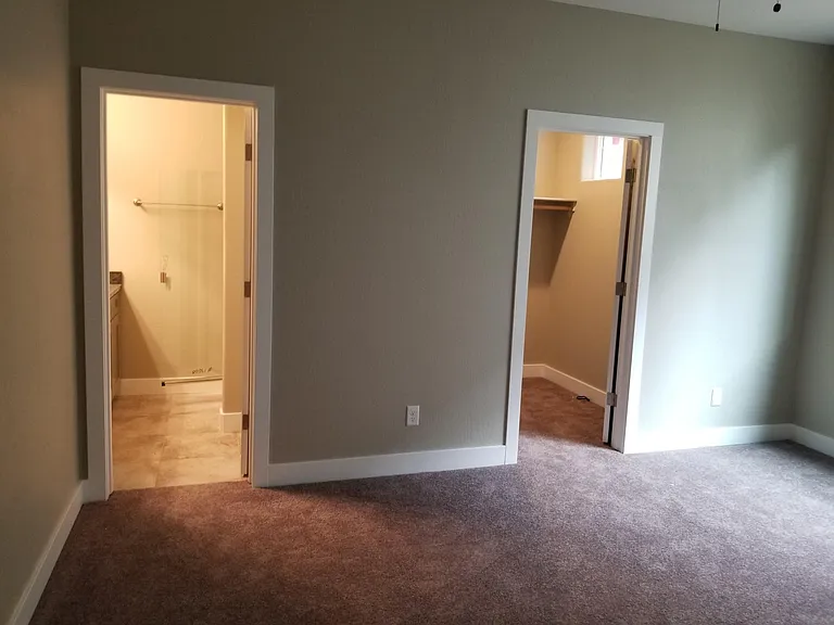 2530 W Cripple Creek Dr — Photo 3