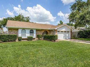 9855 Sagebud Ln, Houston, TX 77089