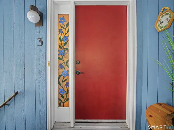 300 Flax Hill Road #3, Norwalk, CT 06854