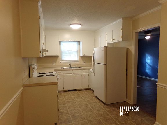 4th image of 104 Paul Cir #A