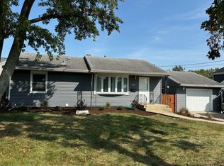 4509 Florence Ave, Downers Grove, IL 60515
