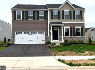 14 Grant St, Taneytown, MD 21787