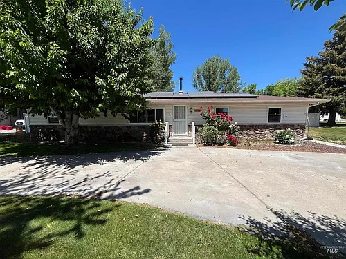 3073 Vickie Ln Photo 1