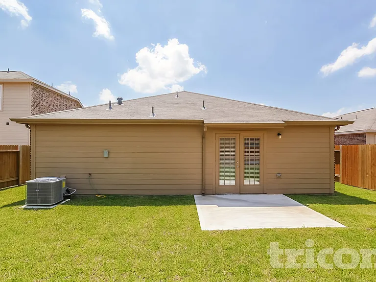 2310 Regatta Ln — Photo 22