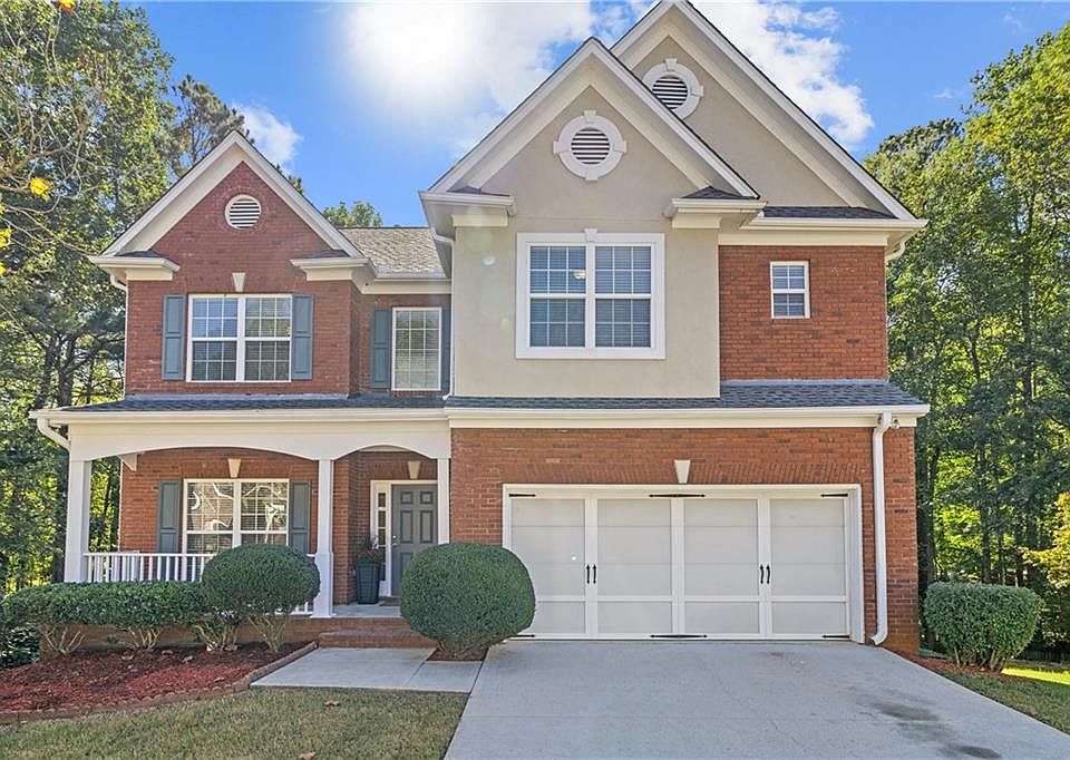 1st image of 689 Pine Cove Dr