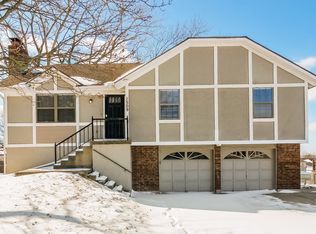 1509 NW 50th St, Blue Springs, MO 64015