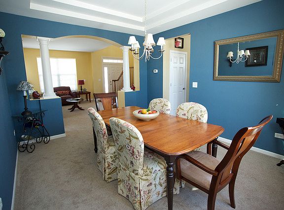 5th image of 25309 Balmoral Dr