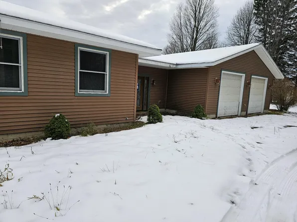 9459 Coates Hwy, Manistee, MI 49660