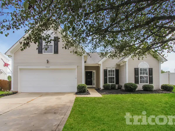9043 Sanders Creek Ct, Charlotte, NC 28269