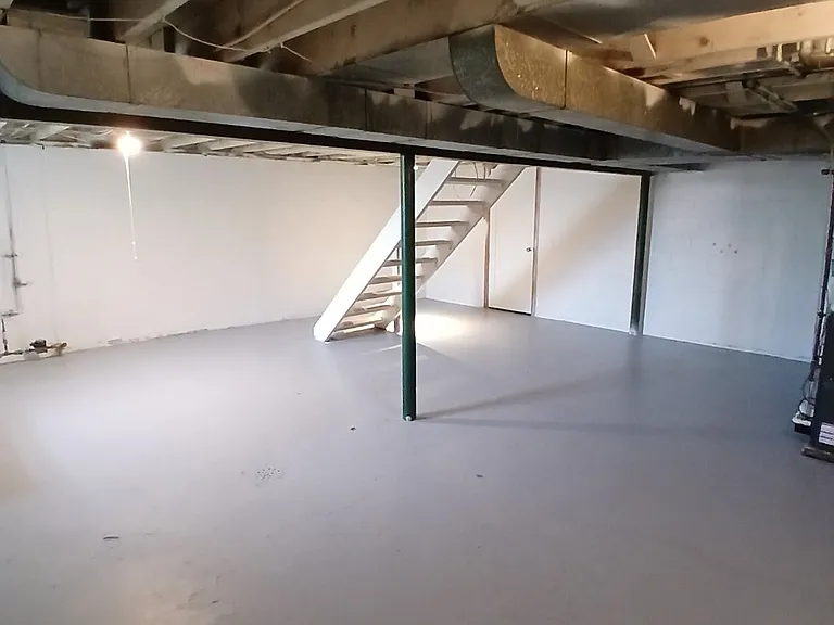 3422 Steele St — Photo 16