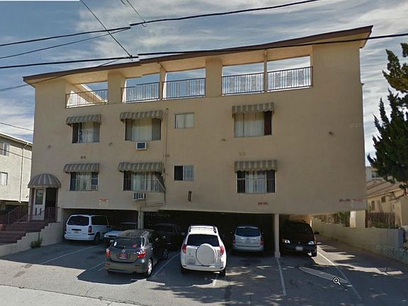 4 Bedroom Apartment in Tujunga