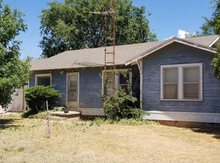601 Lawrence St, Anton, TX 79313