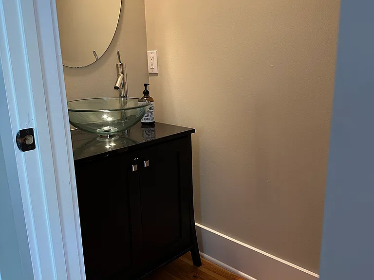 Main Level 1/2 Bath