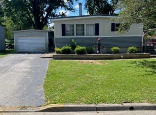 805 E 1st Ave, Huntingburg, IN 47542