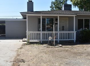 110 E Hampton Way, Fresno, CA