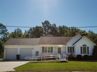 1253 Woodland Dr, Lugoff, SC 29078