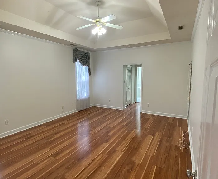 4545 Reigate Ct — Photo 11