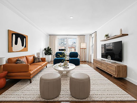 2nd image of 60 E 9th St APT 538