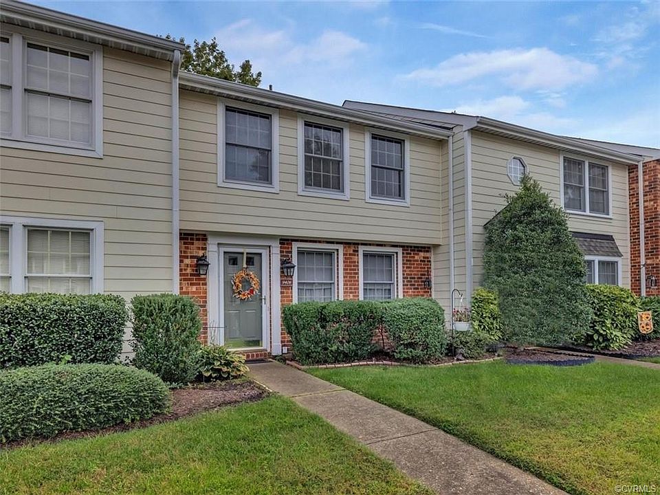 1st image of 9406 Tracey Lynne Cir