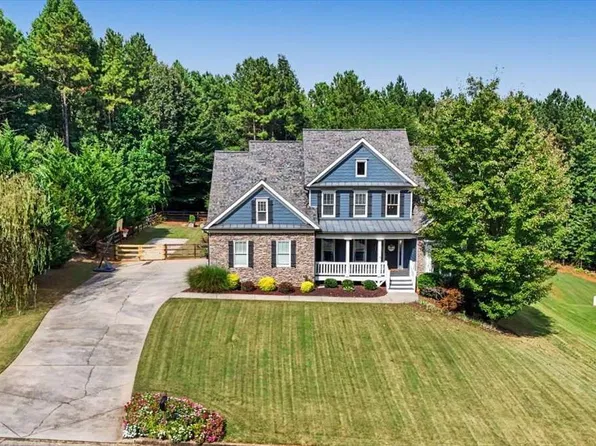 105 Celestial Ridge Dr, Dallas, GA 30132