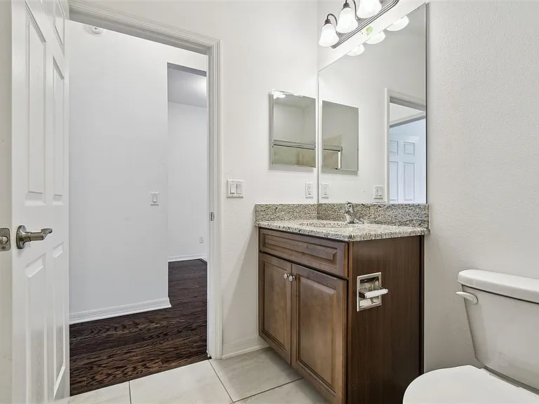 4215 Tatum Loop — Photo 15