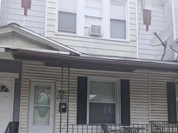 1220 W 9th St, Chester, PA 19013